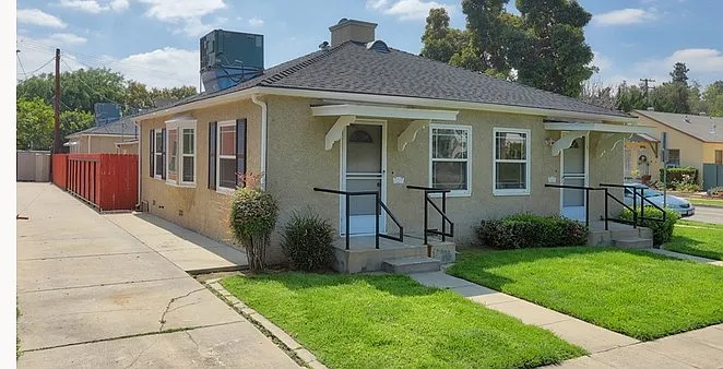 Building Photo - 1004 W Clark Ave #1004