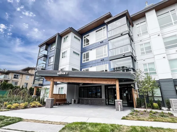 13777 75a Ave #117, Surrey, BC V3W 0E8