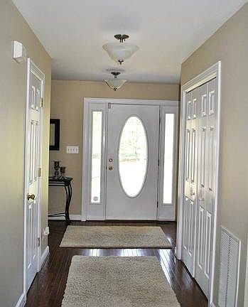 5th image of 8912 Boulevard Of The Generals Blvd