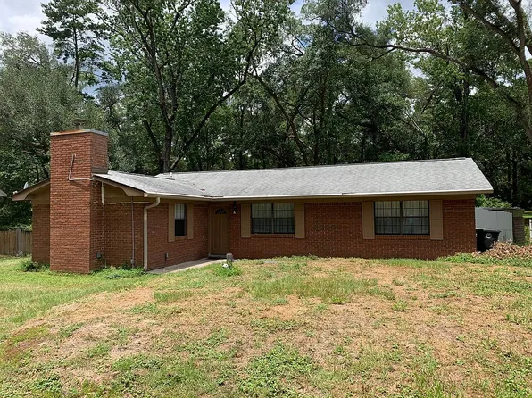 3352 Wood Hill Dr, Tallahassee, FL 32303