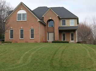 1730 Mist Wood Dr, Howell, MI