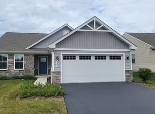 4831 W Millbrook Cir, Yorkville, IL 60560