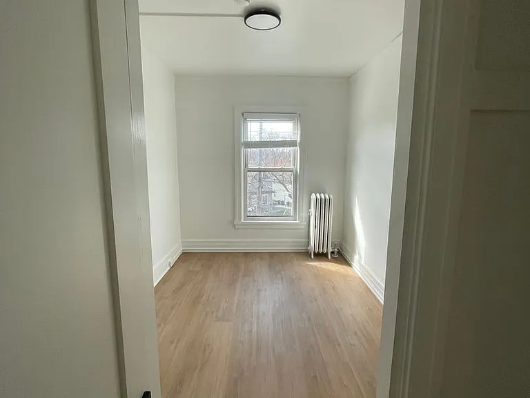 1032 Vaughn St — Photo 31