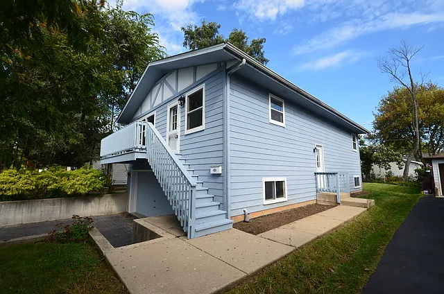 1323 N East End Ave photo 1