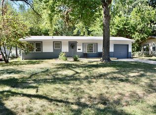 9910 Belmont Ave, Kansas City, MO 64134
