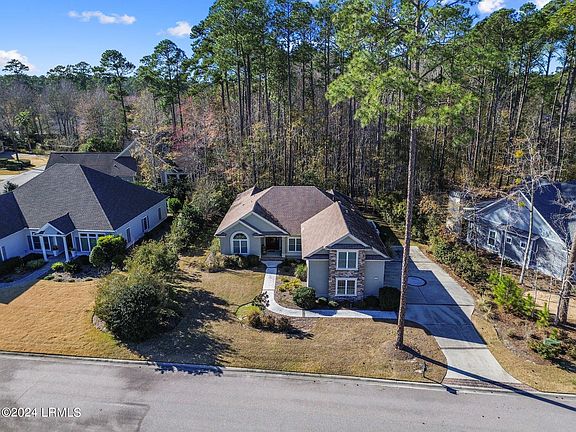 2nd image of 3 Raintree Lane