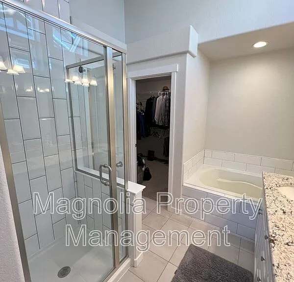 11855 Koenig Dr — Photo 16