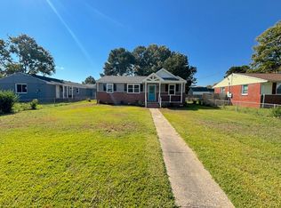 2920 Berkley Ave, Chesapeake, VA 23325