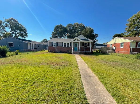 2920 Berkley Ave, Chesapeake, VA 23325