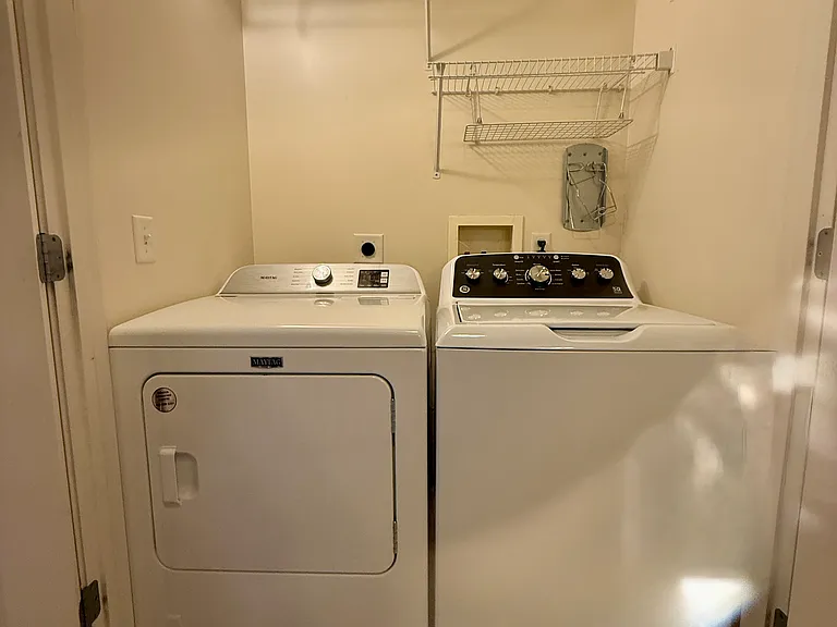 1112 Ekstam Dr #4 — Photo 24