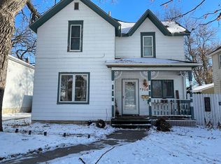 706 5th St NW, Austin, MN 55912