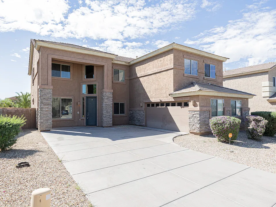 6833 W Burgess Ln