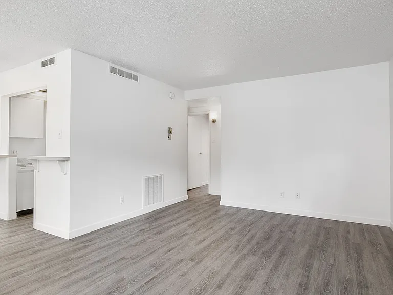 Cambridge Dorchester Apartment Homes — Photo 38