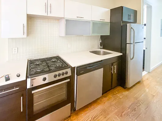 Rented by MySpaceNYC | media 2