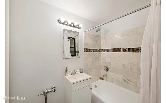 Rented by Douglas Elliman | media 10