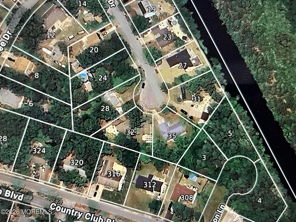 1st image of 4 Merion Court