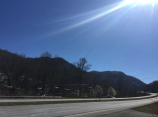 687 Gunter Hollow Rd, Almond, NC 28702