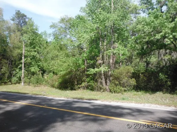 102 NE Yallaha Ave, Micanopy, FL 32667