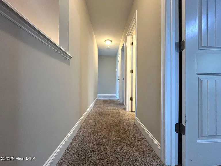 188 Sandy Springs Rd — Photo 29