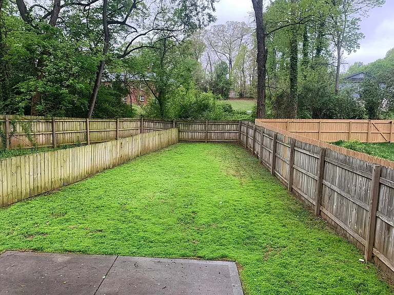 2215 Kennesaw Dr — Photo 14