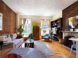 210 E 11th St APT D, New York, NY 10003