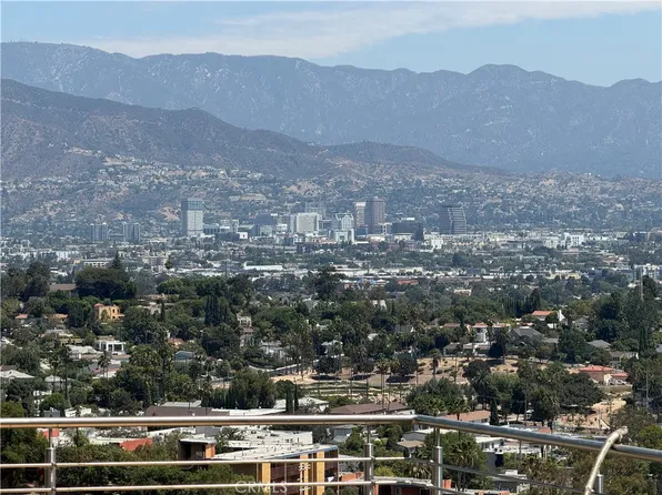 2266 Ronda Vista Dr, Los Angeles, CA 90027