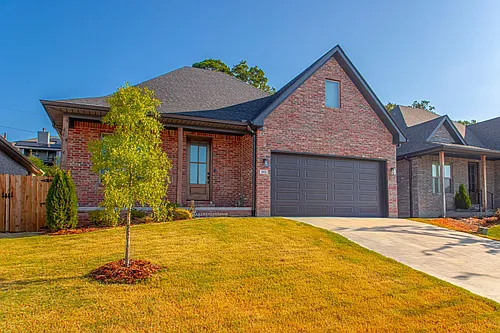 302 Kanis Ridge Dr Photo 1
