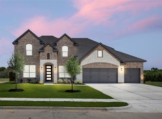 909 Allegro Ave, Forney, TX 75126
