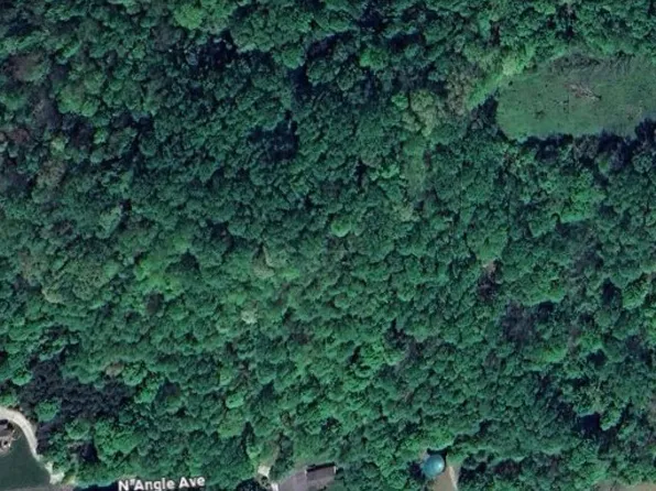 N Angle Ave, Lebanon, VA 24266