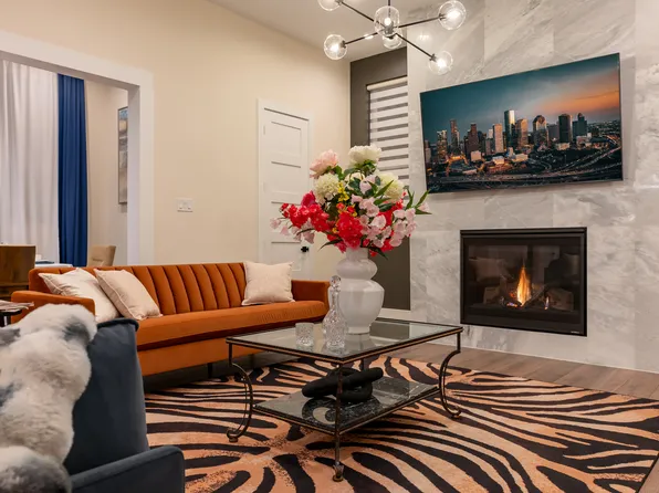 915 Thompson St #915, Houston, TX 77007