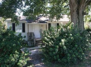 2005 N Gimon Cir, Mobile, AL 36605