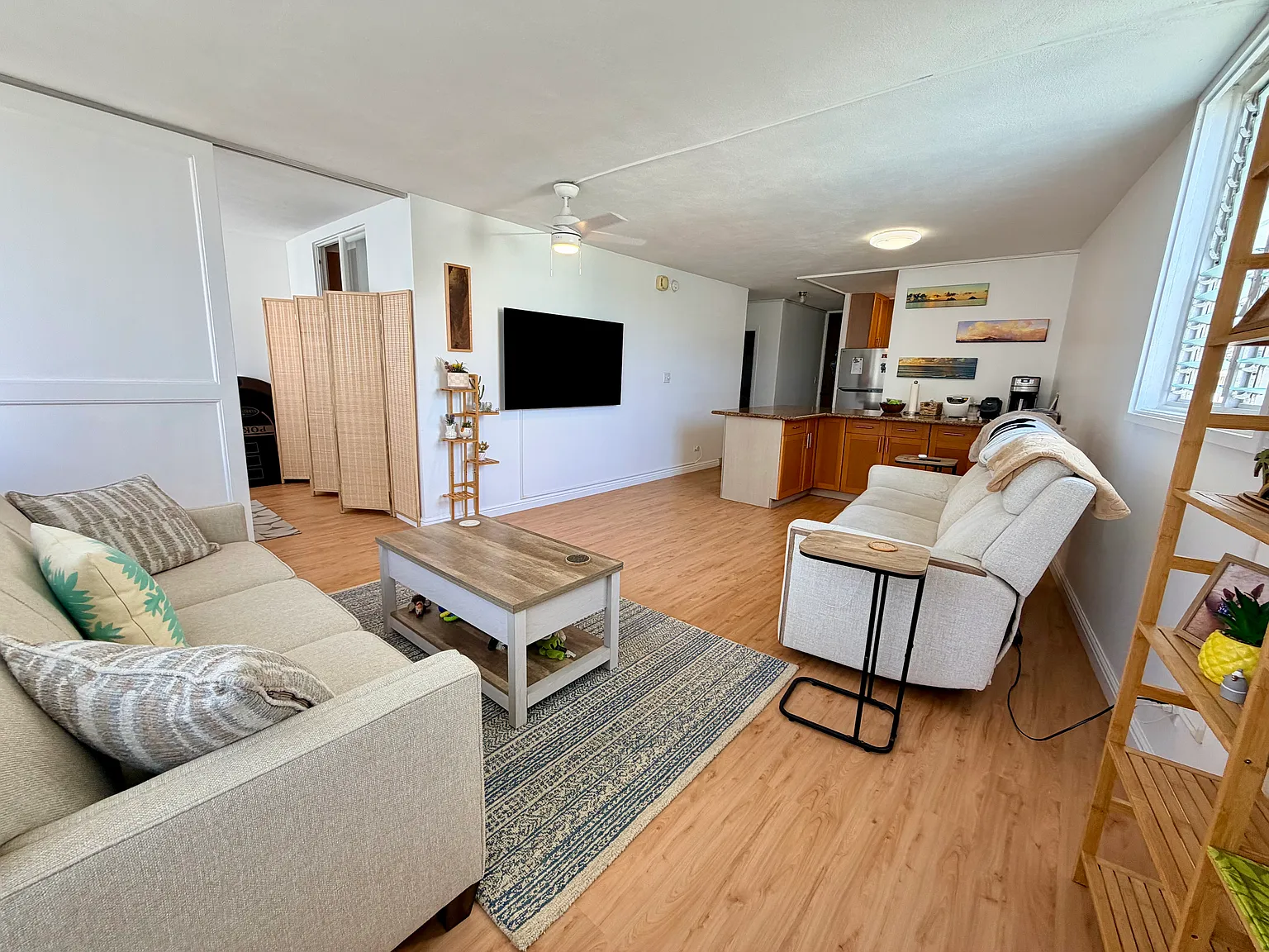 1 bed, 732 sqft, $3,000 — Photo 3