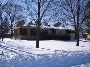 675 Service Rd, Paynesville, MN 56362