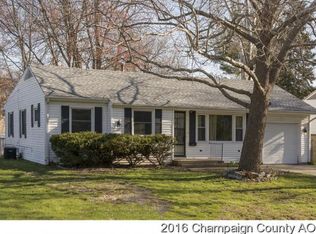 302 Edgebrook Dr, Champaign, IL