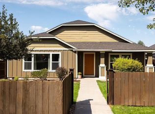 3375 SW Obsidian Ave, Redmond, OR 97756