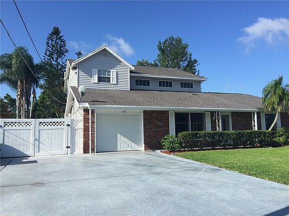 2nd image of 1360 SE Petunia Ave