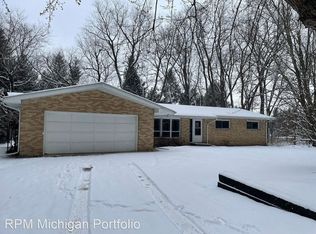 4321 Pier Rd #1, Benton Harbor, MI 49022