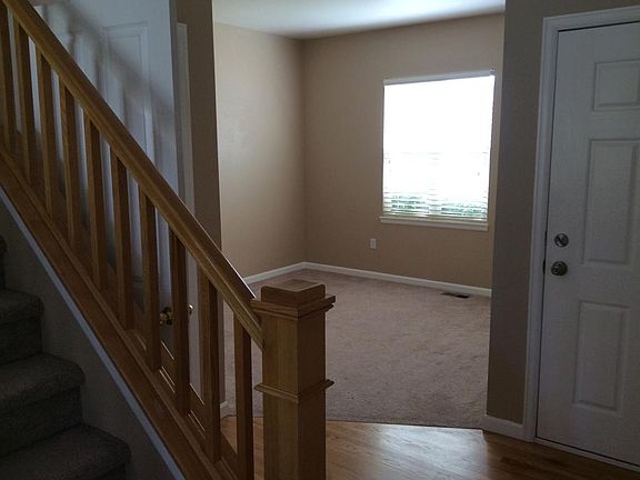 Front Bonus Room/Office