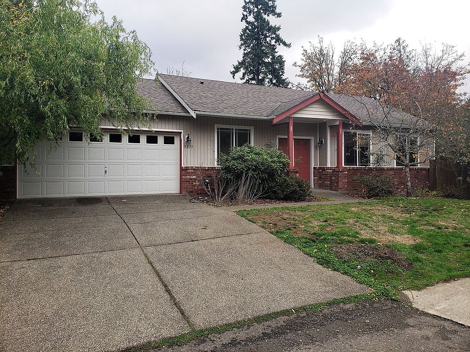 1st image of 3279 NE Charise Ct