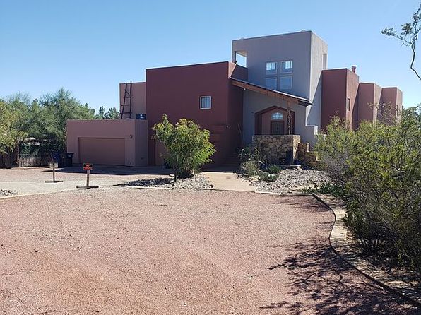 6320 Vista De Oro