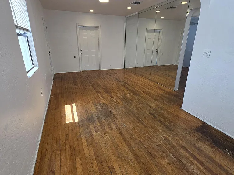 1824 Roosevelt St #B — Photo 3