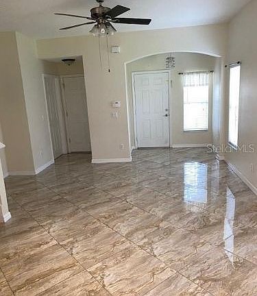 5th image of 2273 Leland Ln