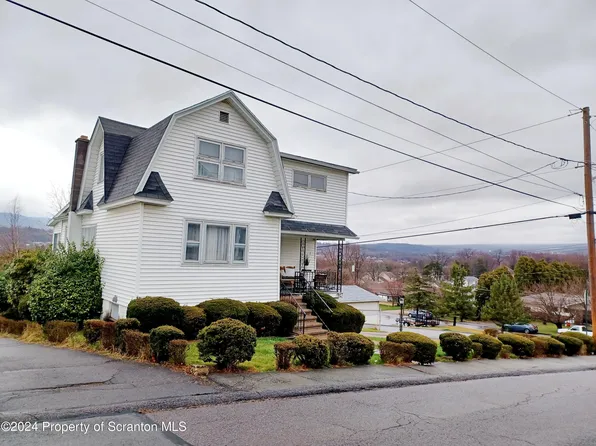 141 School St, Olyphant, PA 18447