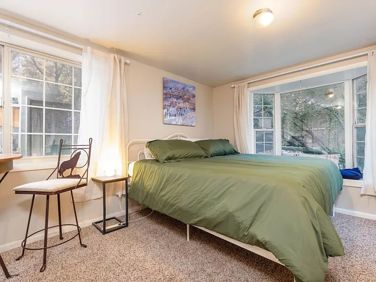 S Maxfield Dr — Photo 8