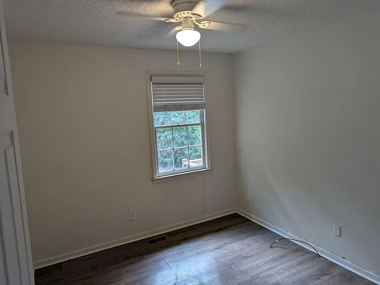 605 S Rucker Dr — Photo 9