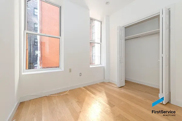 Rented by FirstService Realty (legacy) | media 14