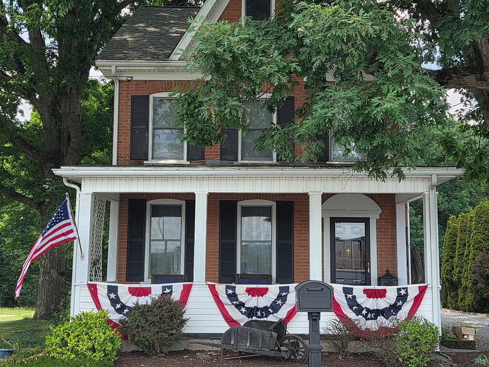 1st image of 1065 Burns Ave