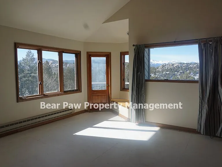 6445 Olympus Dr — Photo 15