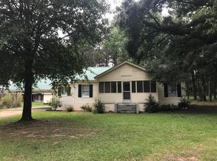 208 Armstrong Rd, Columbia, MS 39429