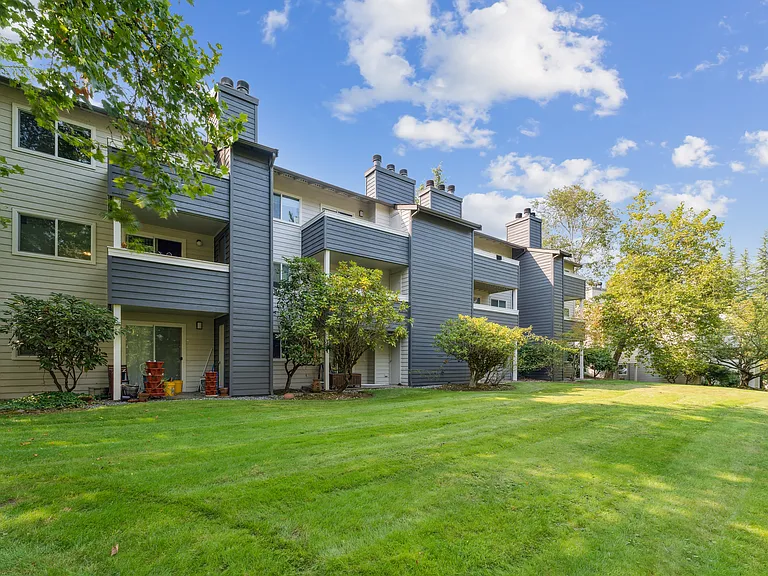 Skyline Redmond — Photo 24